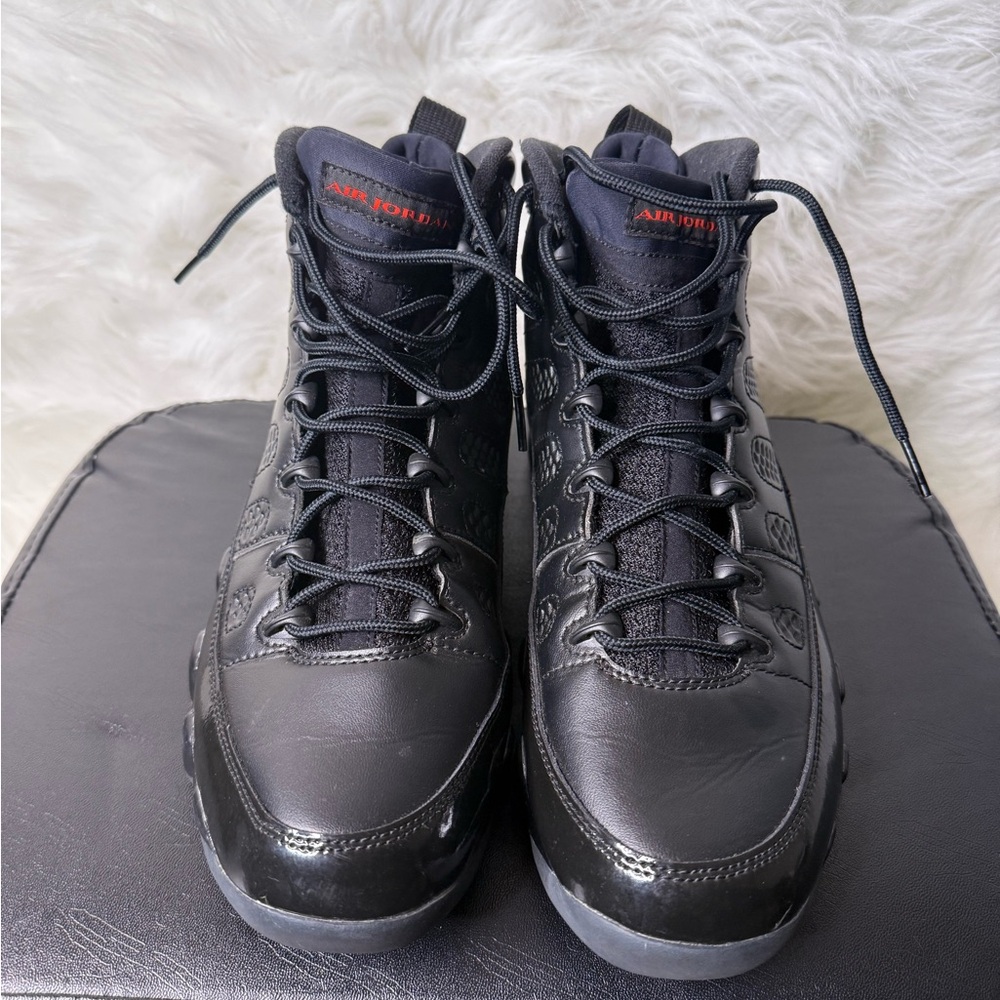 Nike Air Jordan 9 Retro "Bred Patent" sneakers in black - Picture 2 of 9